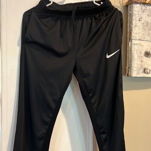 Nike Dri-fit Training Pant Lightweight Boys Large